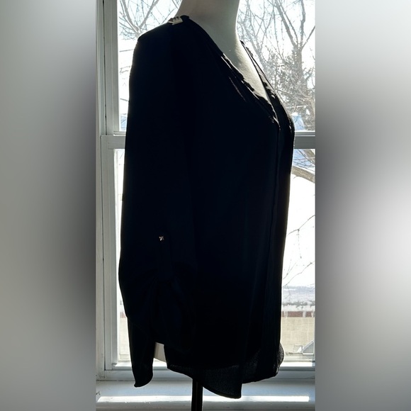 Size M black Zara basic - Picture 2 of 8